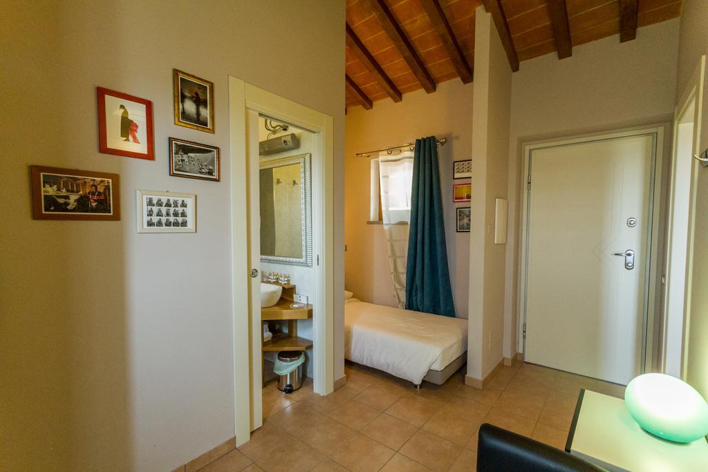 Villa Borgo Santa Cecilia Gubbio Exterior foto